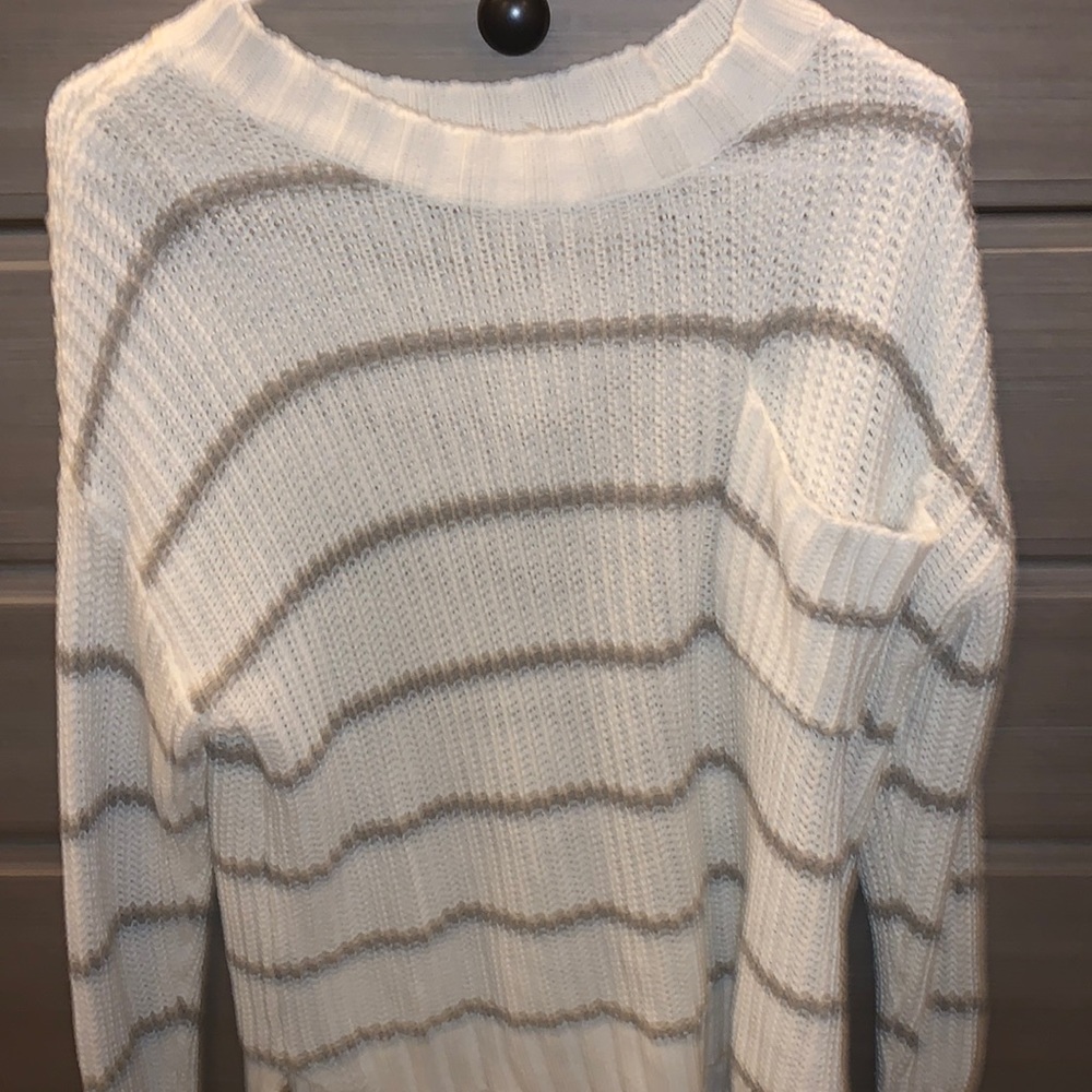 American Eagle Knitted Sweater